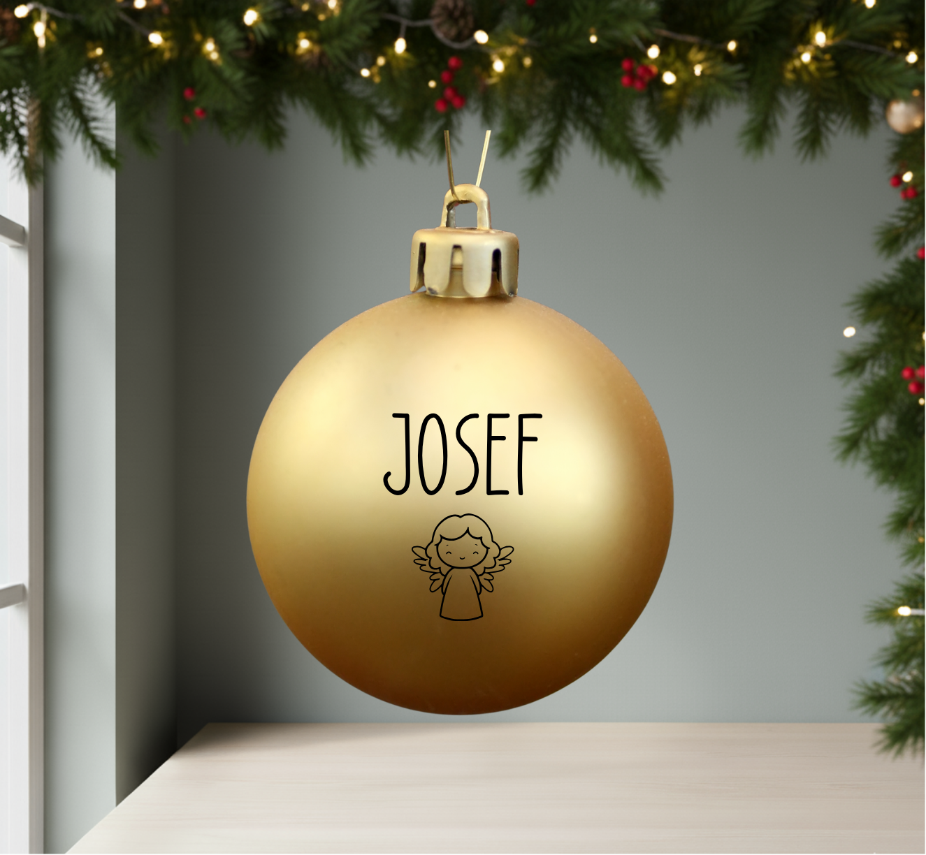 Personalisierte Christbaumkugel mit Name & optionalem Symbol – Geschenkidee zu Weihnachten