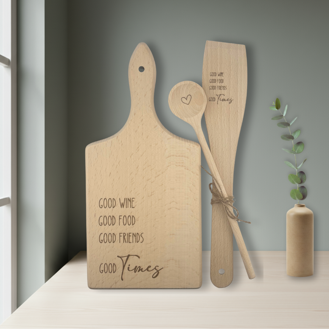 Küchen-Geschenkset aus Holz – Schneidebrett, Kochlöffel & Pfannenwender