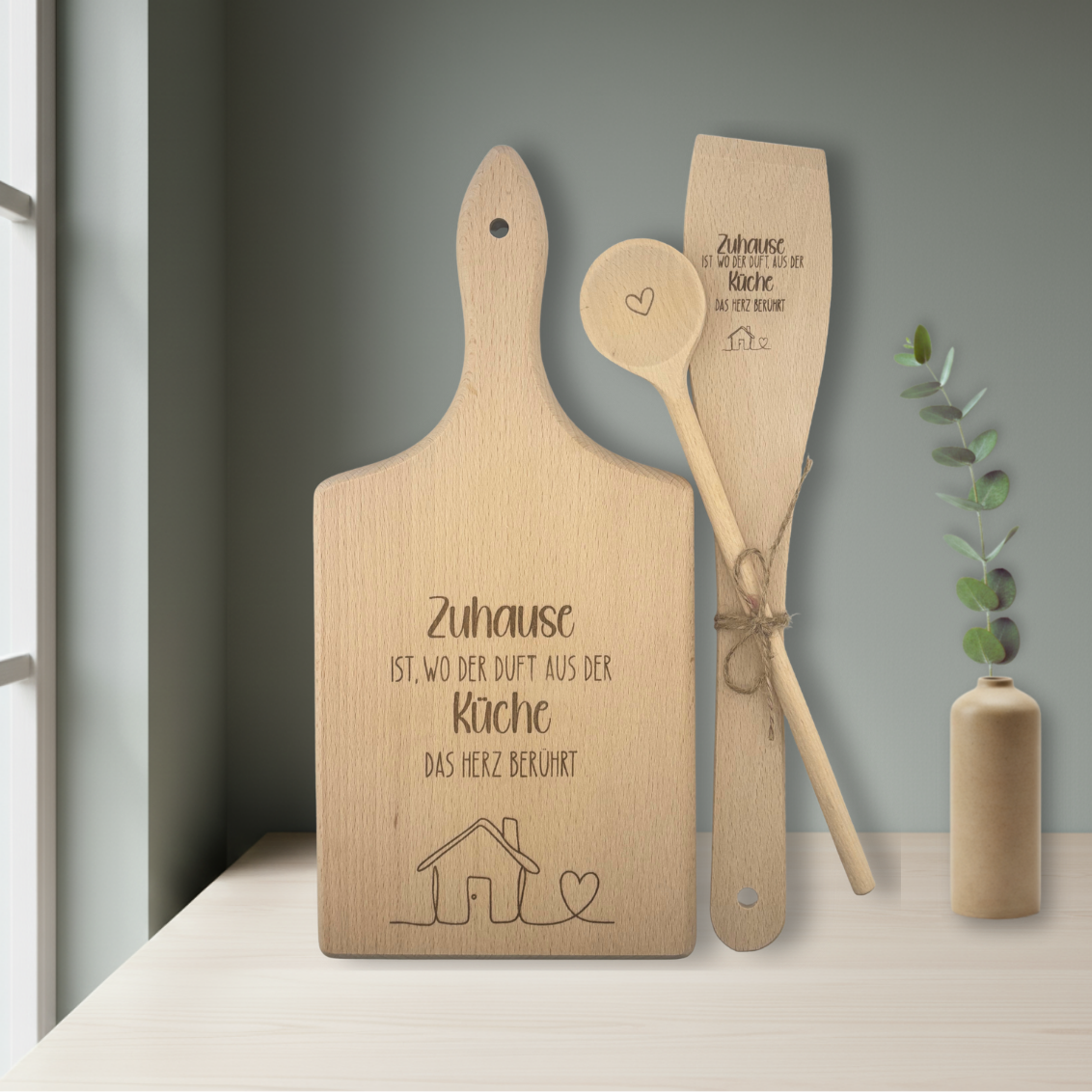 Küchen-Geschenkset aus Holz – Schneidebrett, Kochlöffel & Pfannenwender